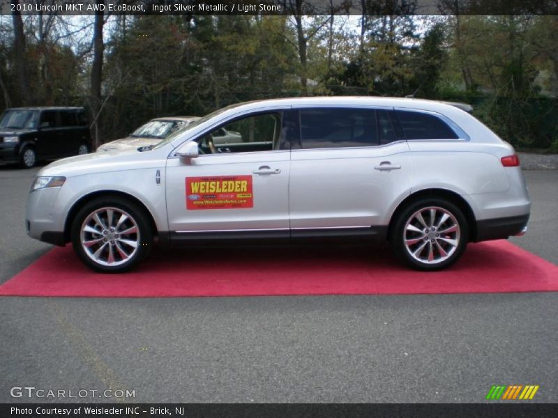 Ingot Silver Metallic / Light Stone 2010 Lincoln MKT AWD EcoBoost