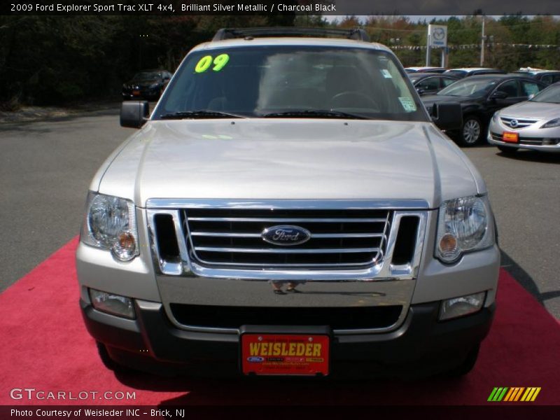 Brilliant Silver Metallic / Charcoal Black 2009 Ford Explorer Sport Trac XLT 4x4