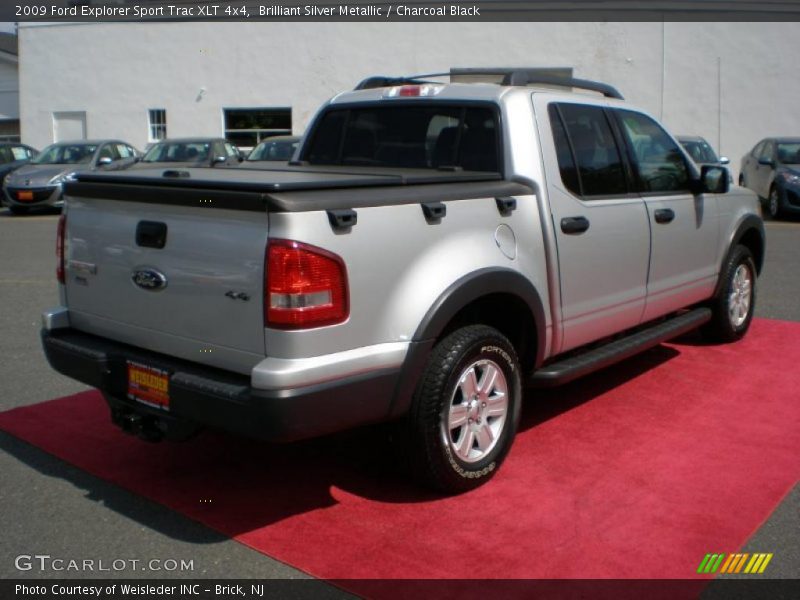 Brilliant Silver Metallic / Charcoal Black 2009 Ford Explorer Sport Trac XLT 4x4