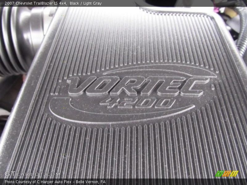 Black / Light Gray 2007 Chevrolet TrailBlazer LS 4x4