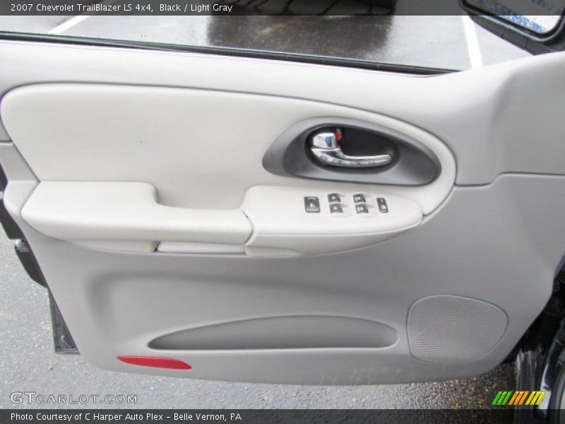 Black / Light Gray 2007 Chevrolet TrailBlazer LS 4x4