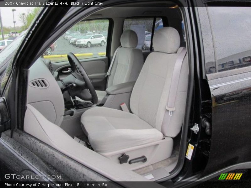 Black / Light Gray 2007 Chevrolet TrailBlazer LS 4x4