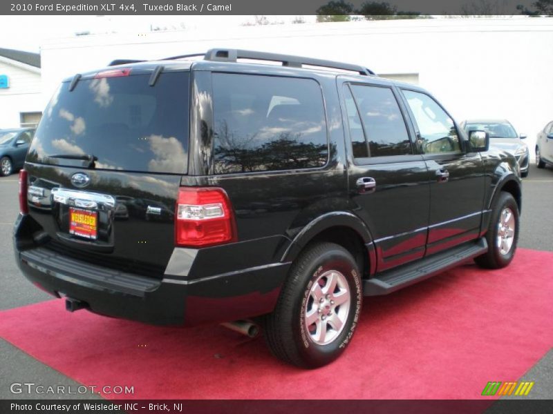 Tuxedo Black / Camel 2010 Ford Expedition XLT 4x4