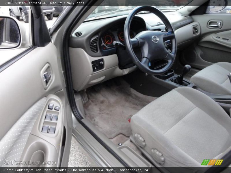  2002 Sentra SE-R Stone Interior