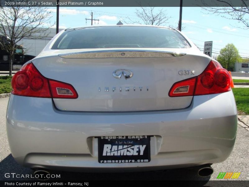 Liquid Platinum / Graphite 2009 Infiniti G 37 x Sedan