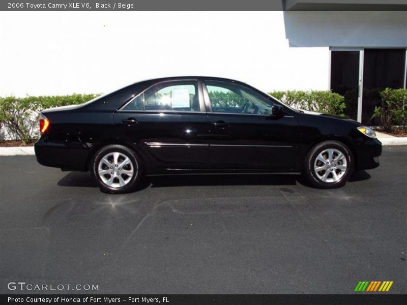 Black / Beige 2006 Toyota Camry XLE V6