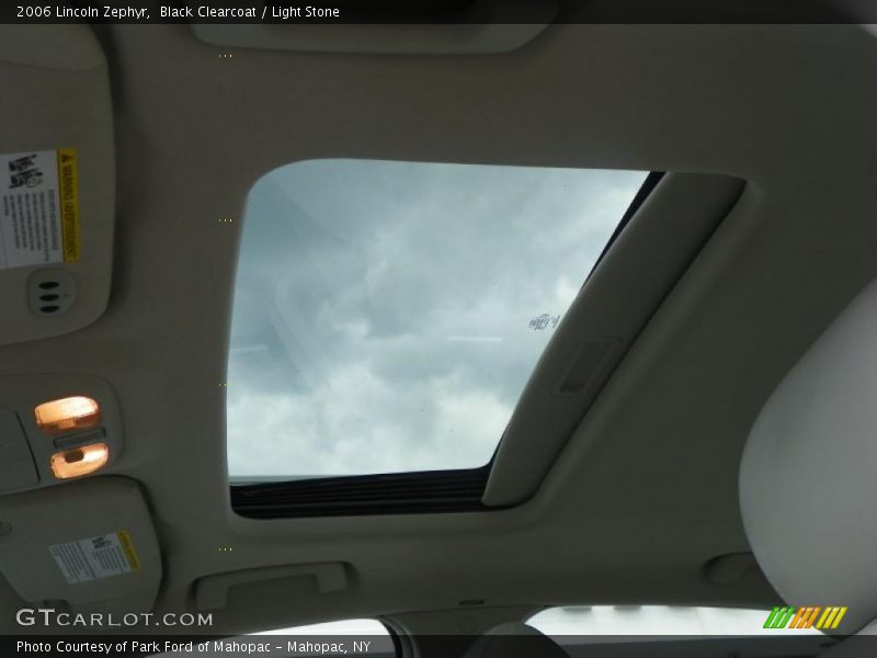 Black Clearcoat / Light Stone 2006 Lincoln Zephyr
