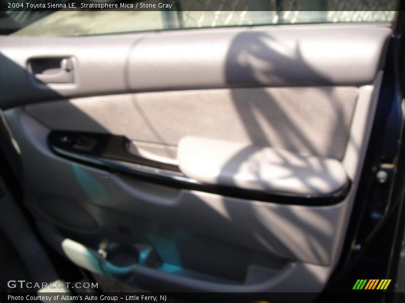 Stratosphere Mica / Stone Gray 2004 Toyota Sienna LE