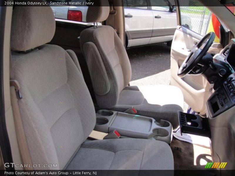 Sandstone Metallic / Ivory 2004 Honda Odyssey LX