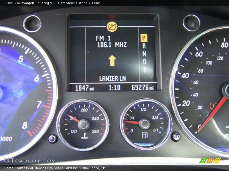 Campanella White / Teak 2006 Volkswagen Touareg V8