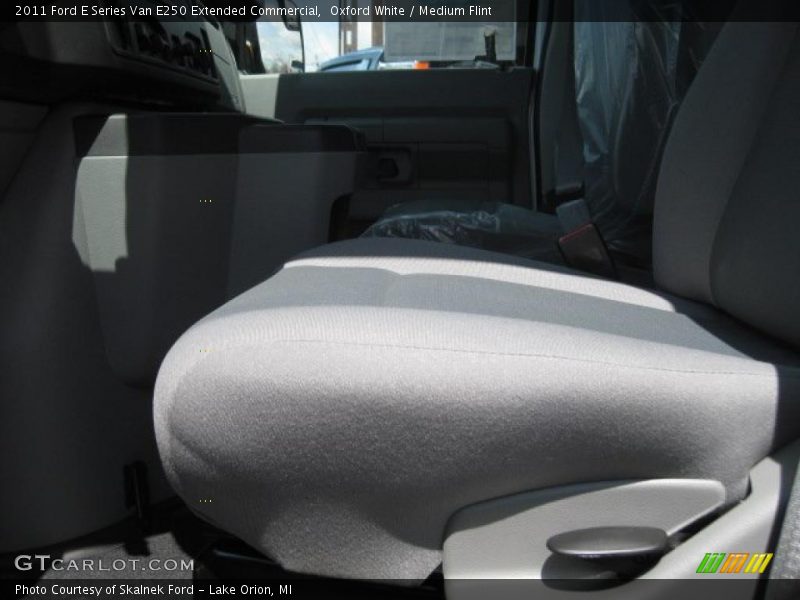 Oxford White / Medium Flint 2011 Ford E Series Van E250 Extended Commercial