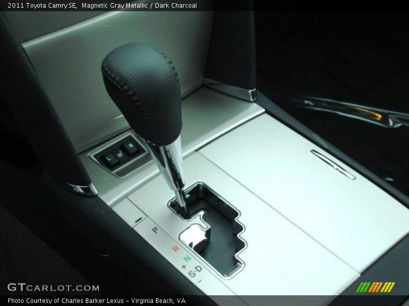 Magnetic Gray Metallic / Dark Charcoal 2011 Toyota Camry SE