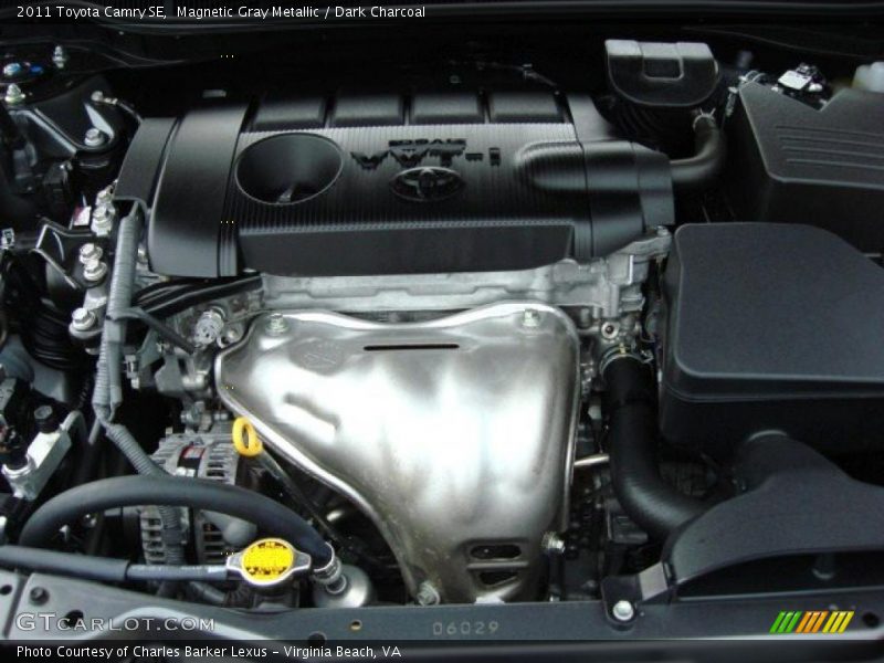 Magnetic Gray Metallic / Dark Charcoal 2011 Toyota Camry SE