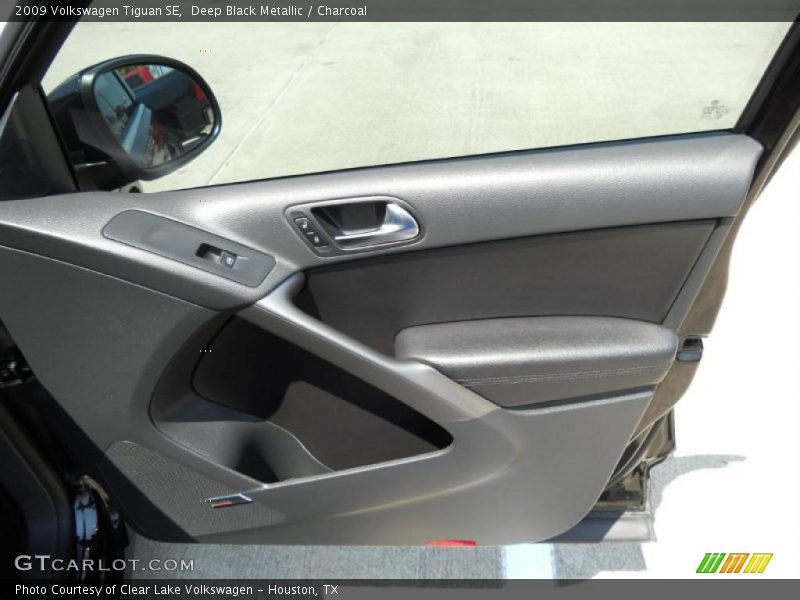 Deep Black Metallic / Charcoal 2009 Volkswagen Tiguan SE