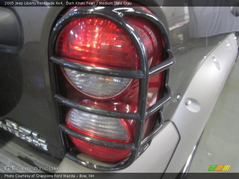 Dark Khaki Pearl / Medium Slate Gray 2005 Jeep Liberty Renegade 4x4