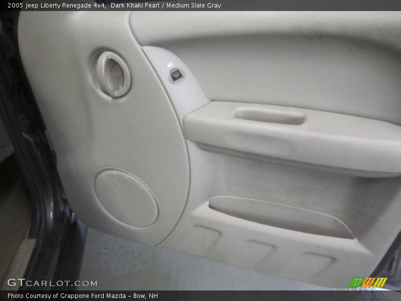 Dark Khaki Pearl / Medium Slate Gray 2005 Jeep Liberty Renegade 4x4
