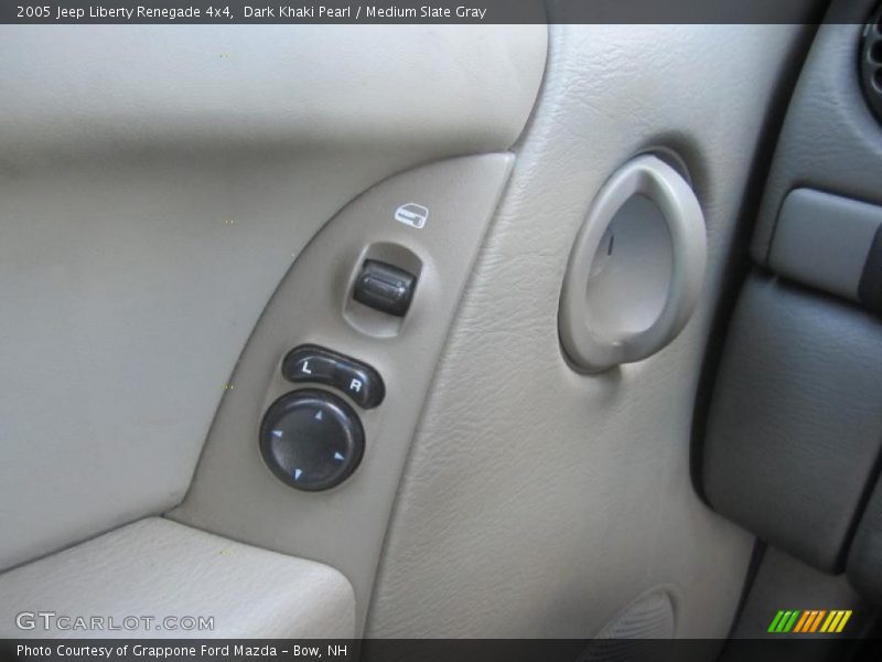Dark Khaki Pearl / Medium Slate Gray 2005 Jeep Liberty Renegade 4x4