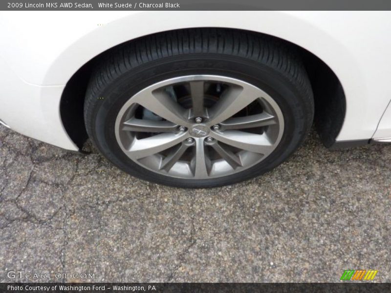 White Suede / Charcoal Black 2009 Lincoln MKS AWD Sedan