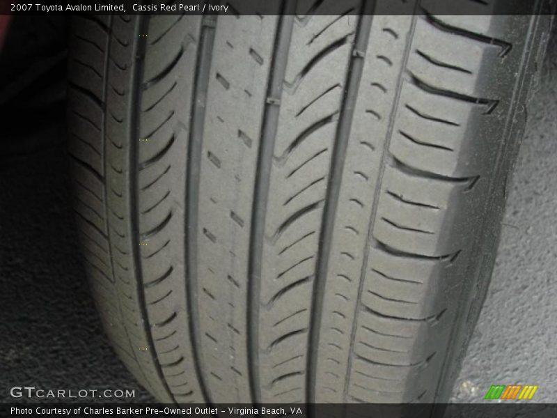 Cassis Red Pearl / Ivory 2007 Toyota Avalon Limited