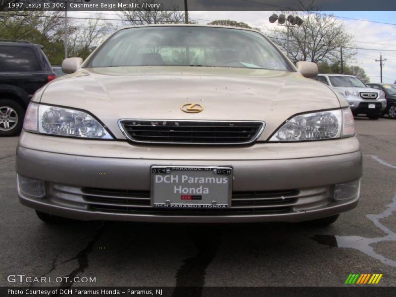 Cashmere Beige Metallic / Ivory 1997 Lexus ES 300