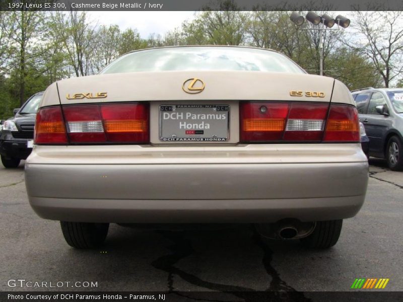 Cashmere Beige Metallic / Ivory 1997 Lexus ES 300