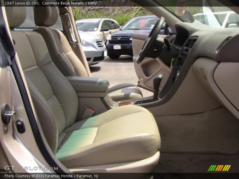 Cashmere Beige Metallic / Ivory 1997 Lexus ES 300