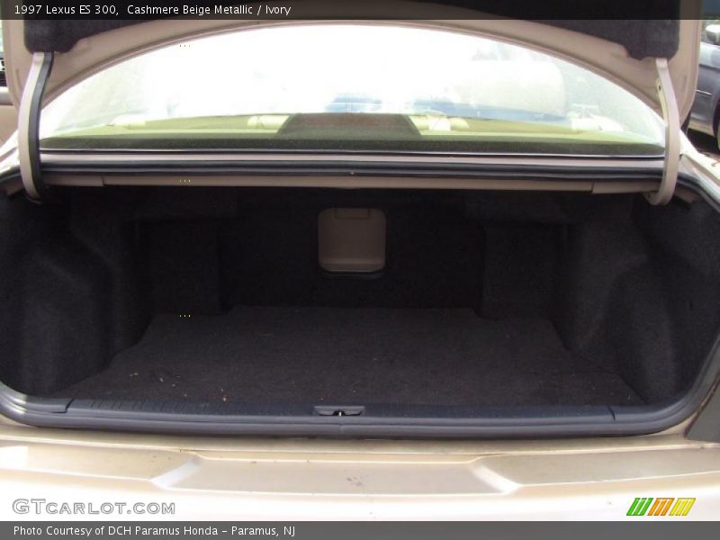 Cashmere Beige Metallic / Ivory 1997 Lexus ES 300