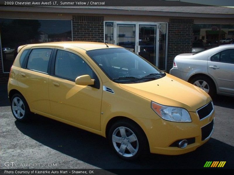 Summer Yellow / Charcoal 2009 Chevrolet Aveo Aveo5 LT