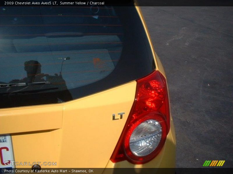 Summer Yellow / Charcoal 2009 Chevrolet Aveo Aveo5 LT