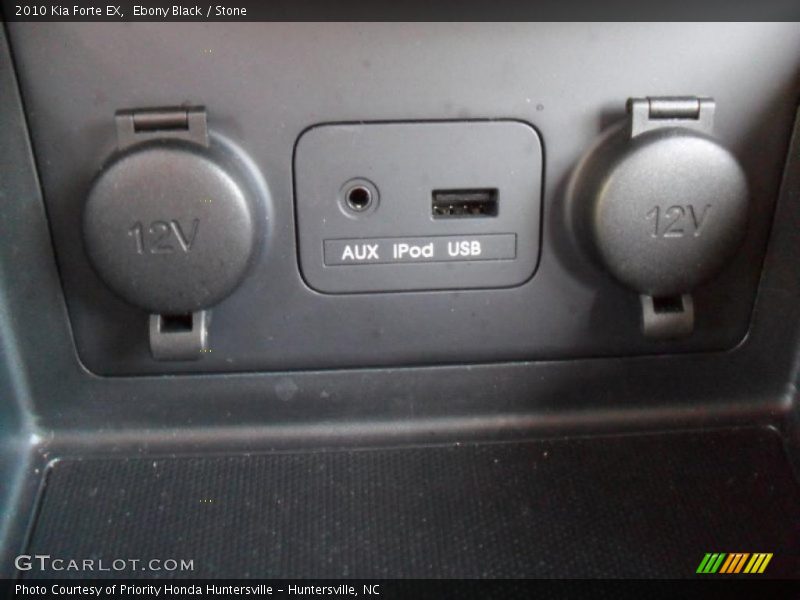 Ebony Black / Stone 2010 Kia Forte EX