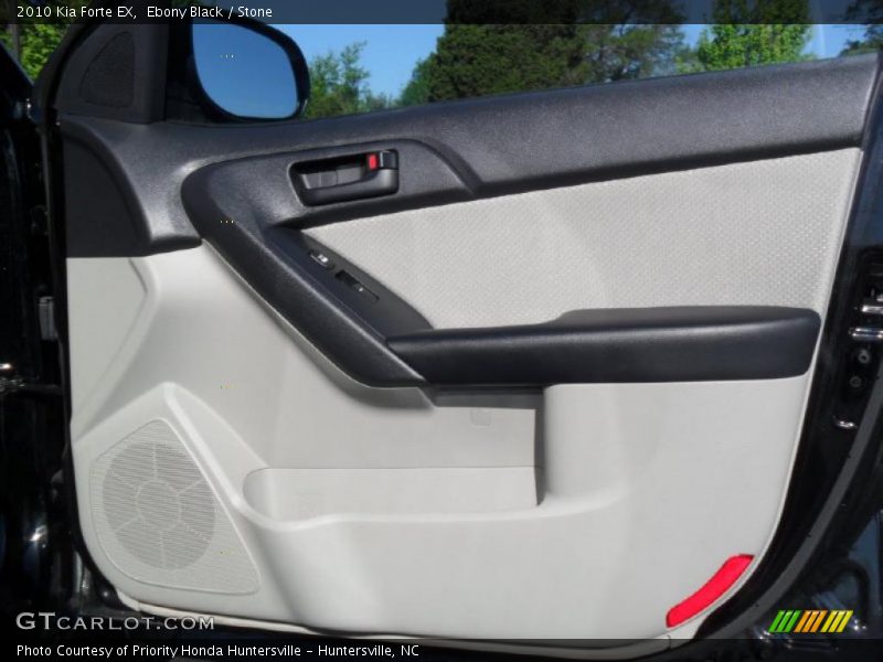 Ebony Black / Stone 2010 Kia Forte EX