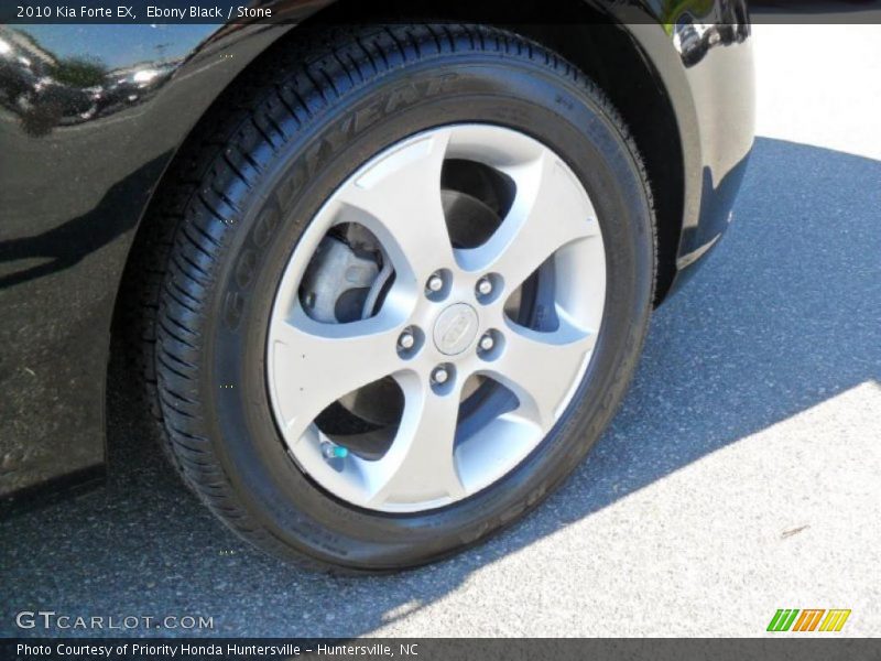 Ebony Black / Stone 2010 Kia Forte EX