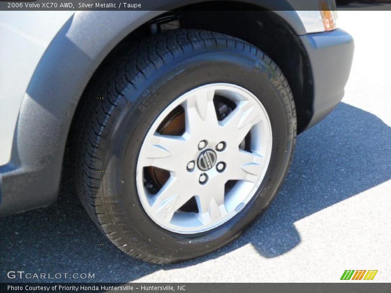 Silver Metallic / Taupe 2006 Volvo XC70 AWD