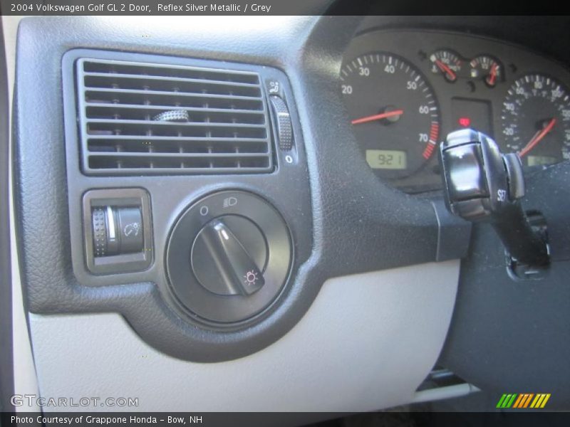 Reflex Silver Metallic / Grey 2004 Volkswagen Golf GL 2 Door
