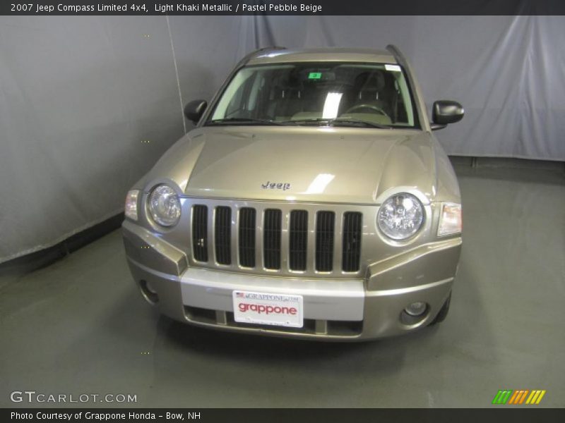 Light Khaki Metallic / Pastel Pebble Beige 2007 Jeep Compass Limited 4x4