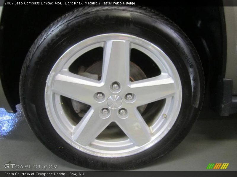 Light Khaki Metallic / Pastel Pebble Beige 2007 Jeep Compass Limited 4x4