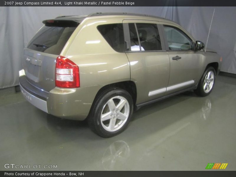 Light Khaki Metallic / Pastel Pebble Beige 2007 Jeep Compass Limited 4x4