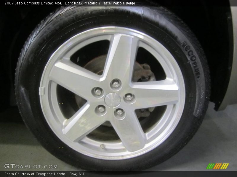 Light Khaki Metallic / Pastel Pebble Beige 2007 Jeep Compass Limited 4x4