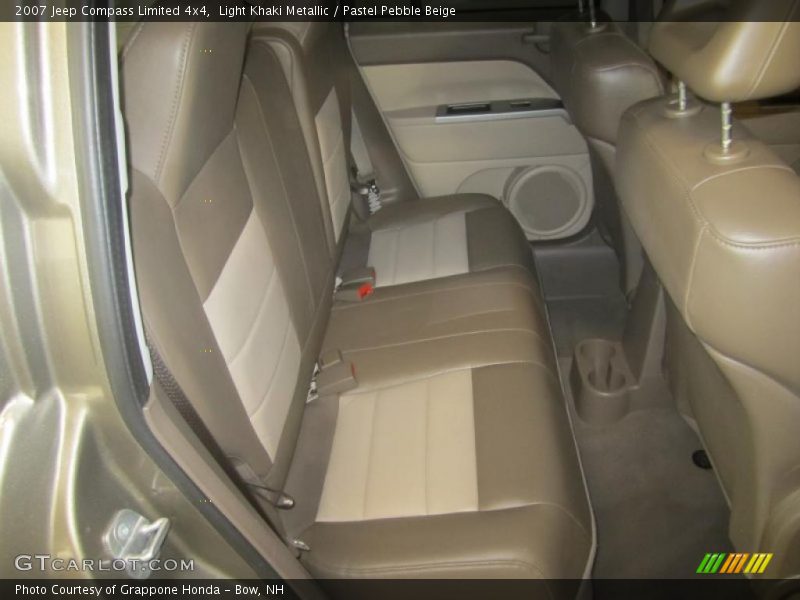 Light Khaki Metallic / Pastel Pebble Beige 2007 Jeep Compass Limited 4x4