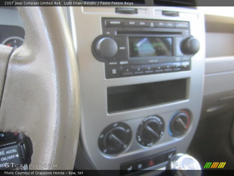 Light Khaki Metallic / Pastel Pebble Beige 2007 Jeep Compass Limited 4x4