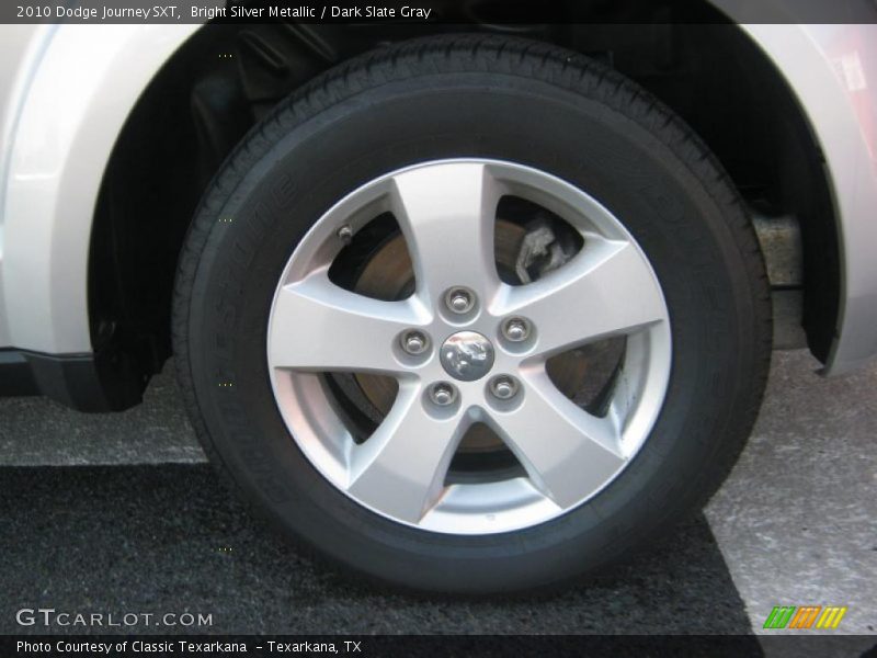 Bright Silver Metallic / Dark Slate Gray 2010 Dodge Journey SXT