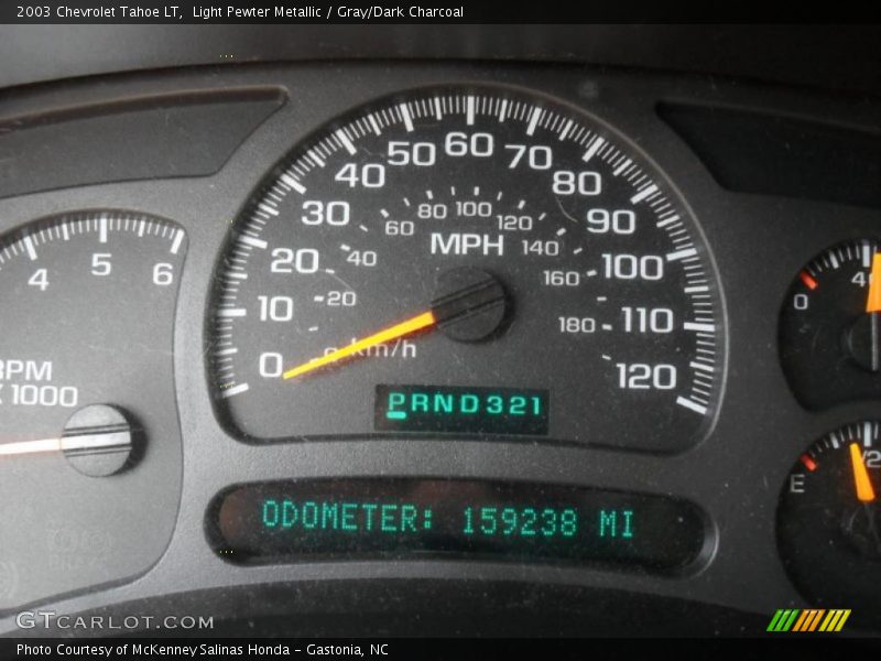 Light Pewter Metallic / Gray/Dark Charcoal 2003 Chevrolet Tahoe LT
