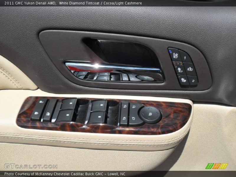 White Diamond Tintcoat / Cocoa/Light Cashmere 2011 GMC Yukon Denali AWD