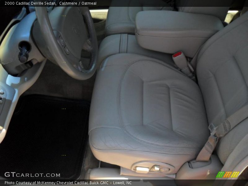 Cashmere / Oatmeal 2000 Cadillac DeVille Sedan