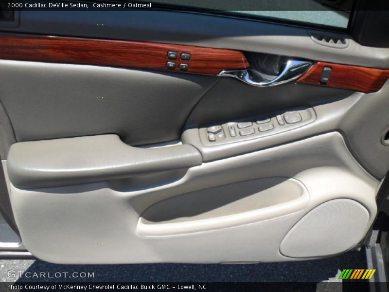 Cashmere / Oatmeal 2000 Cadillac DeVille Sedan
