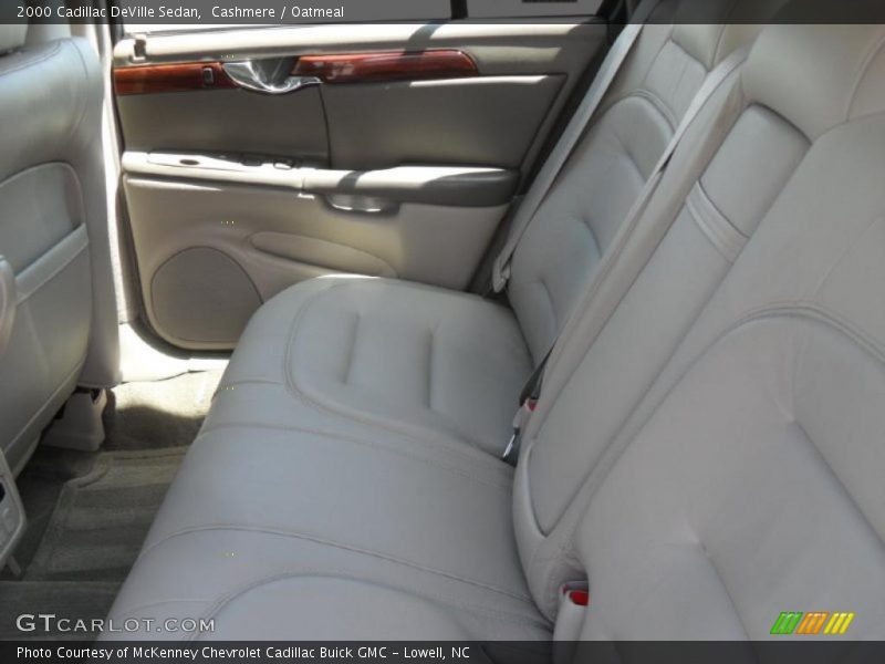 Cashmere / Oatmeal 2000 Cadillac DeVille Sedan