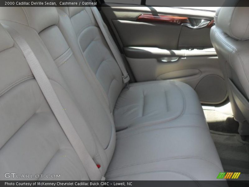 Cashmere / Oatmeal 2000 Cadillac DeVille Sedan