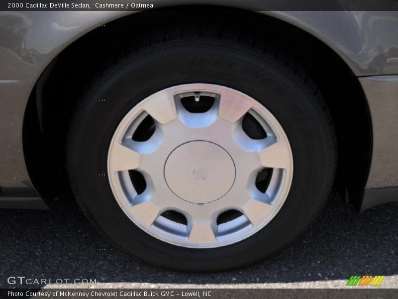 Cashmere / Oatmeal 2000 Cadillac DeVille Sedan