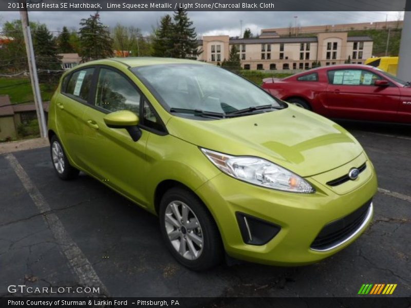 Lime Squeeze Metallic / Light Stone/Charcoal Black Cloth 2011 Ford Fiesta SE Hatchback