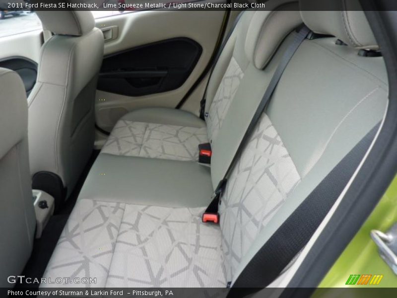Lime Squeeze Metallic / Light Stone/Charcoal Black Cloth 2011 Ford Fiesta SE Hatchback